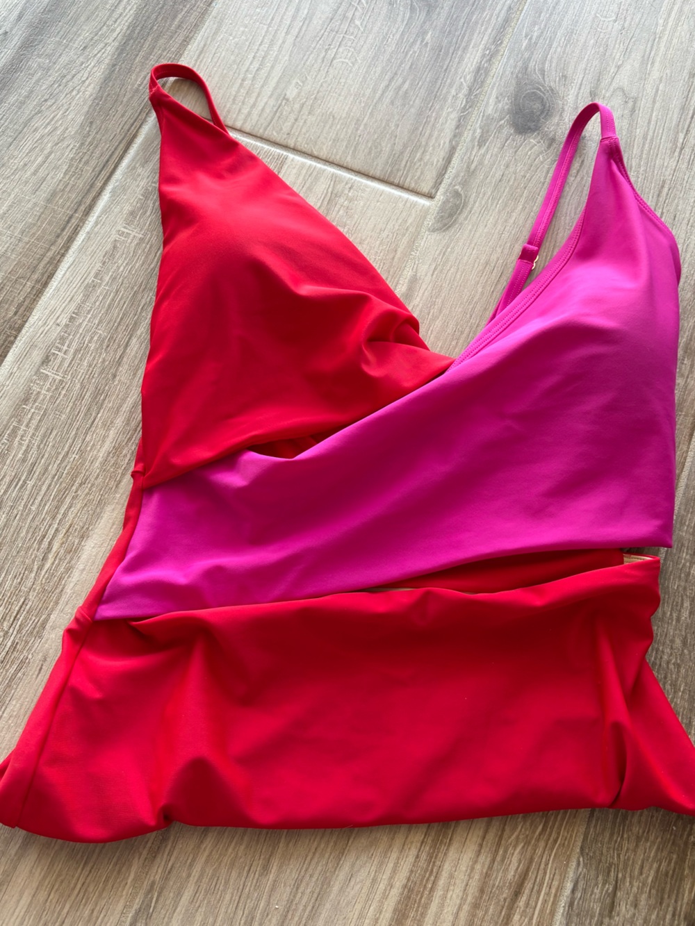 summersalt Red and Pink Colorblock One-Piece Swimsuit size 10LT